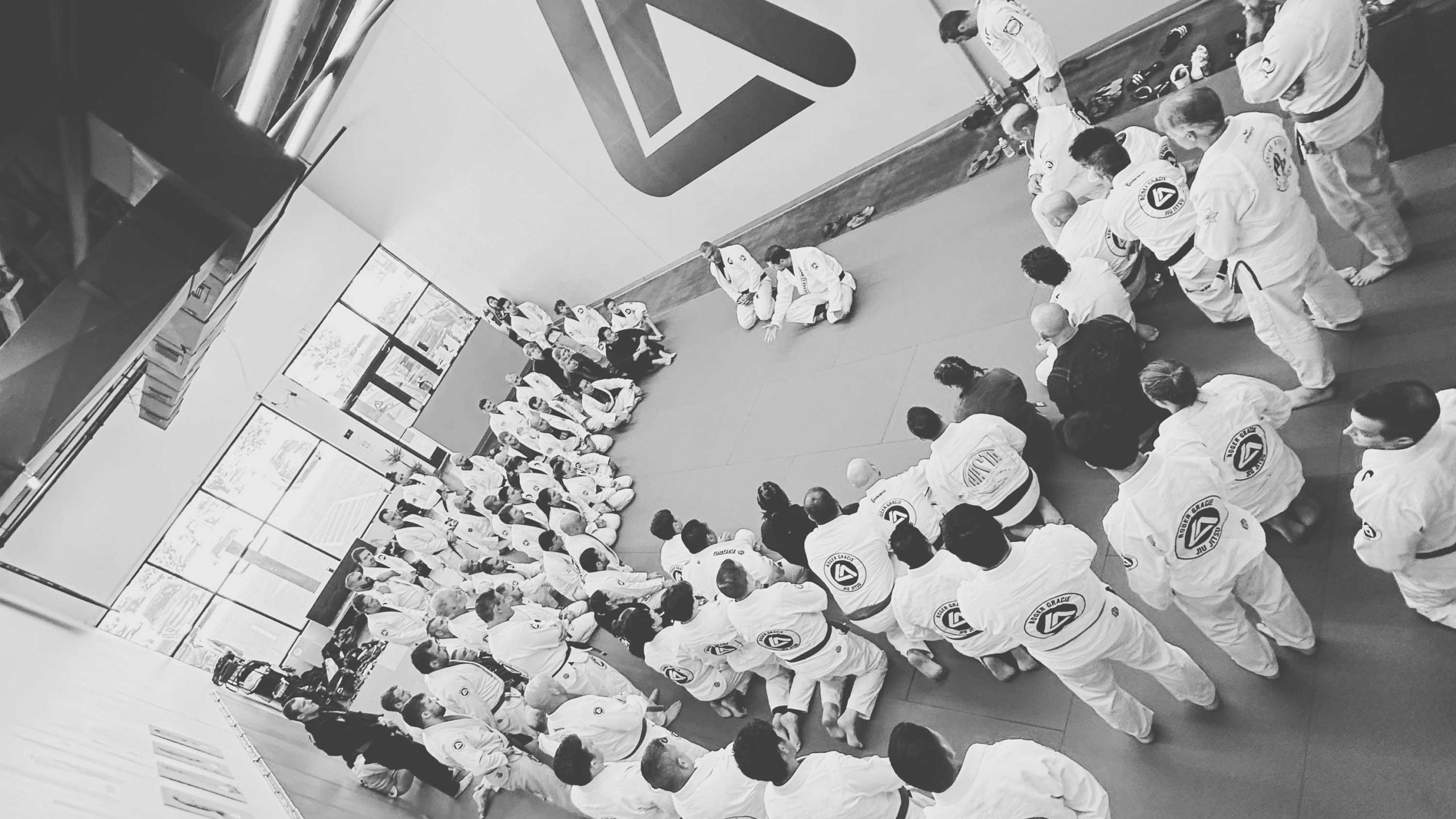 Roger Gracie Academy — A remarkable 100 members on opening day (1)